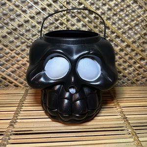 Vintage General Foam Blow Mold Black Skull Halloween Trick Or Treat Pail Bucket